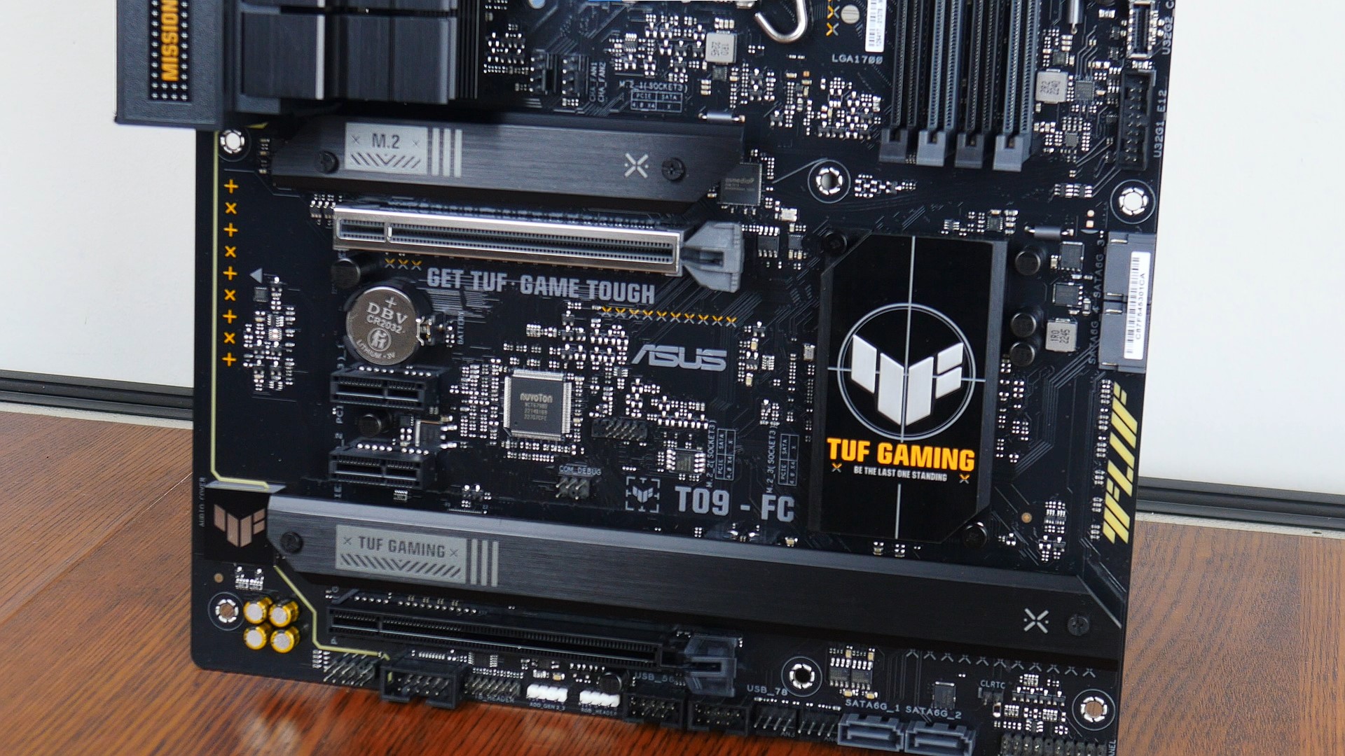 Intel B760 Motherboard for Gamers on a Budget - ASUS TUF GAMING B760-PLUS  WIFI D4 