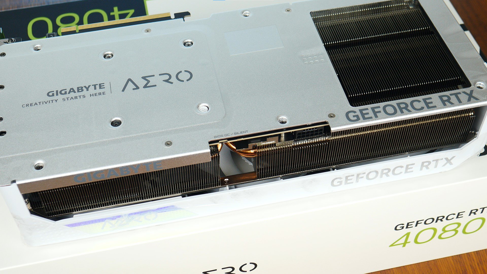 Unboxed: Gigabyte GeForce RTX 4080 16GB AERO OC Graphics Card